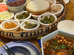 -包整·丝娃娃(一览甲秀楼风景店)