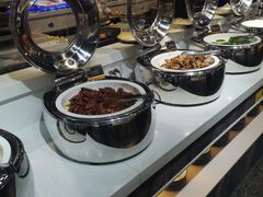 -圣罗巴甄选自助(麦凯乐店)