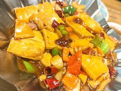 -清真·玛丽亚新疆菜主题餐厅(浙江中路店)