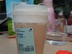 -喜茶(杭州滨江宝龙店)