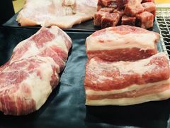 -肉甲韩国木炭烤肉(新壹街1店)