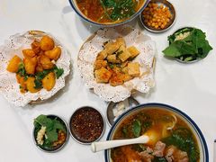 -窄巷口生烫牛肉米线(客村店)