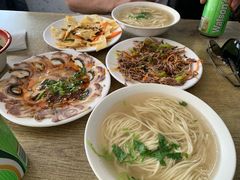 -正宗胖子抻面馆(岭东路店)