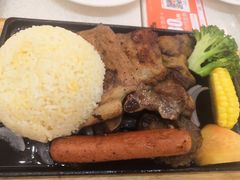 -潮庭港式茶餐厅·熊仔奶茶(同济广场店)