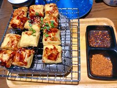 烘烤建水豆腐-雀舞云南菜(乐客城店)