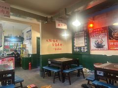 -渝井巷重庆老火锅(沈阳吉祥店)