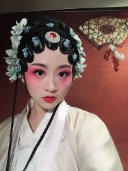 -盘子女人坊古装写真摄影(厦门总店)