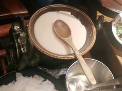 -老牌坊云南鱼豆花火锅(哈西万达店)