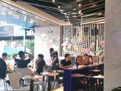 大堂-野萃山·潮汕厚果汁(十亩地店)