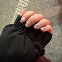 -SZ轻奢自助美甲美睫