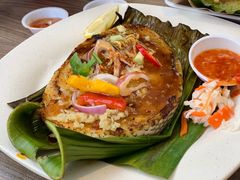 -东海岸人工湖美食村