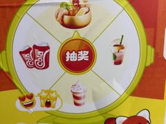 -荒岛实景沉浸密室(江汉路1店)