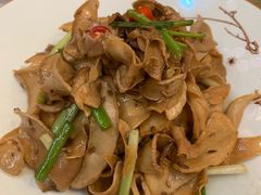 -鲁班小馆(政四街店)