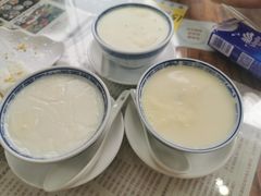 -周大娘牛乳(旧寨古村总店)