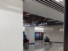 -一品天下(地铁站)