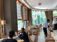 -威珀斯酒店·珀萃美食餐厅 | 海鲜刺身·现烤生蚝·特色烤肉