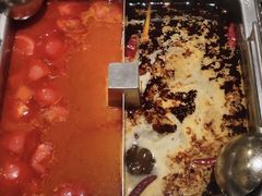 -海底捞火锅(宝龙广场夜宵主题店)