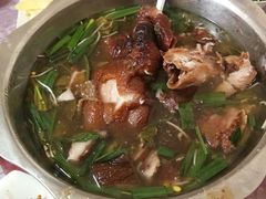 酸菜蹄膀火锅-扎佐老牌蹄膀·猪脚