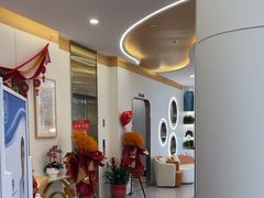 -皓齿连锁·雅贝健口腔·种植·矫正中心(虹口曲阳路店)