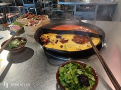 -鹿鸣山草本茶香火锅(园西路店)