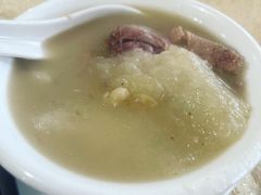 -红旗山庄(圭峰山店)