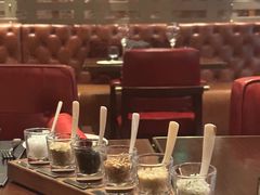 -恰餐厅及酒吧 CHAR Bar & Grill (北京丽都皇冠假日店)