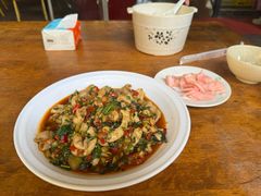 -茅屋大酒店