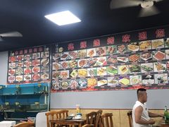 大堂-兆辉木炭海鲜烧烤·海鲜小炒