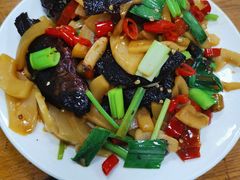 -牛八宝桂林米粉(八里庄店)