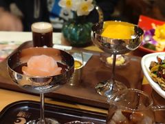 -月亮眼花园餐厅书吧酒吧