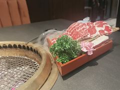 -铭牛烧肉·和牛海鲜自助(高新月牙湖店)