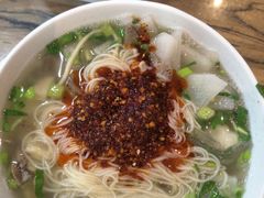 -陇上全荟兰州传统牛肉面(延吉路店)