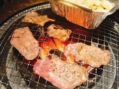 -山川小町·极番烧肉(新地假日广场店)