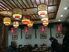 大堂-石头门坎