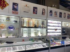 -臻美视爵眼镜·明月·依视路·蔡司折扣店(广渠门店)