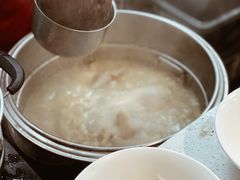 锅里有鸡-老滕家过桥米线(金鱼胡同店)