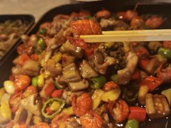 -巴厘龙虾·榜首油焖大虾(音乐学院·沿江酒馆店)