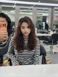 -MOVAN  HAIR莫凡匠人发型屋