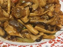 -老姑砂锅·烧烤天津菜(体北道店)