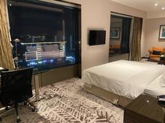 -上海虹桥西郊假日酒店