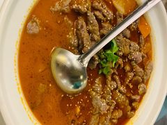 自制不老牛肉汤锅-付掌柜在成都·热炒砂锅集(金禾店)