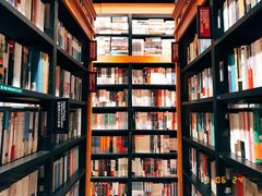 -西西弗书店(城西银泰城店)