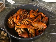 -去吃小龙虾·江湖菜·烧烤(南滨路店)