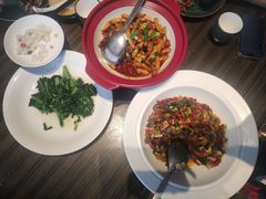 -鸽子侯·家宴·平价海鲜(绿地店)