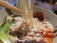 -百春原湖南牛肉粉(百联世纪店)