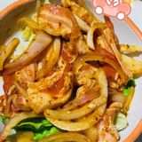 坐落于西街的一家绝美烤肉店  阳台上可近观西街的热闹