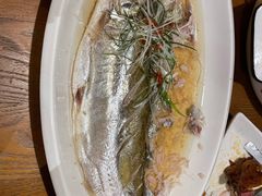 -吴越荣记苏州菜·松鼠桂鱼100%活鱼现做(斜塘老街店)
