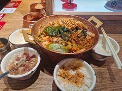 -成都你六姐·牛肉冒菜(上海环宇荟店)