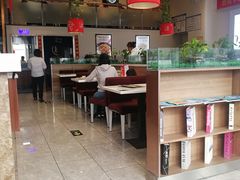 大堂-嘉和一品粥(津华昌道店)