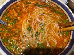 -云阿蛮云南生烫牛肉米线(奉贤路店)